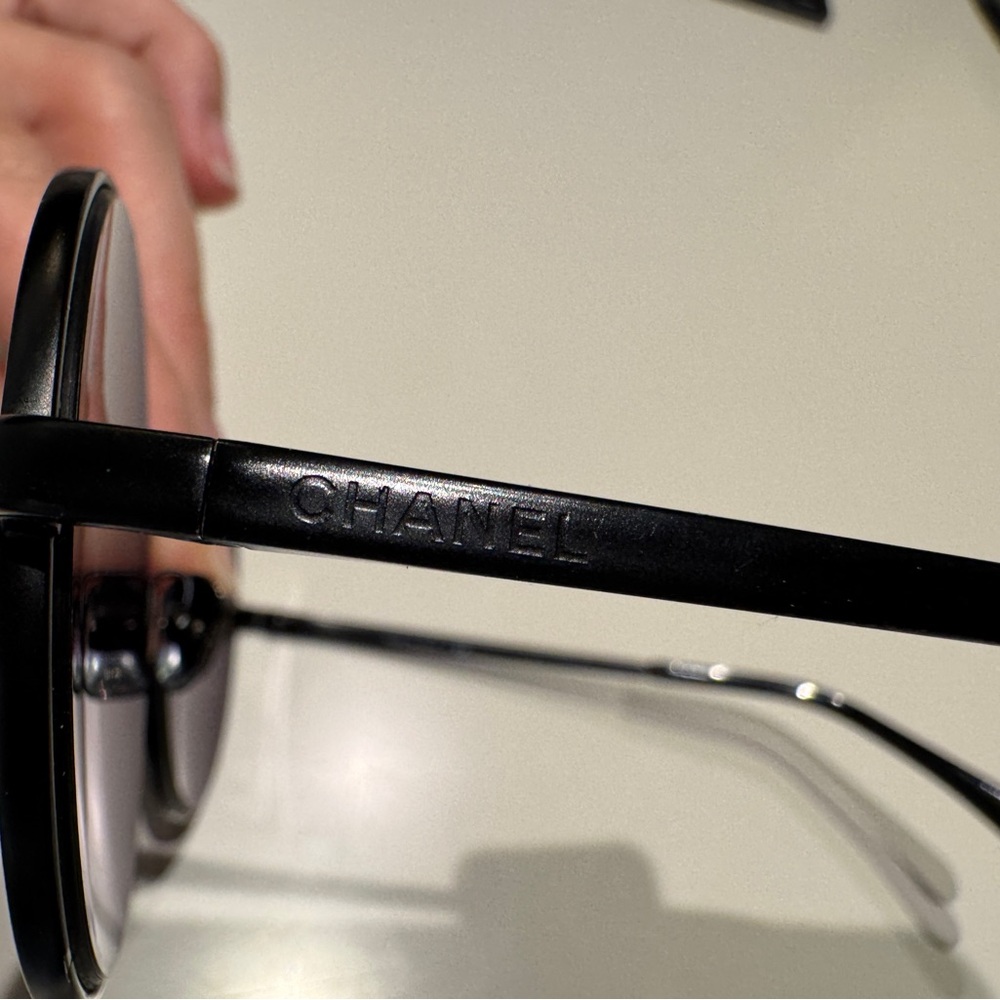 Round MATTE BLACK DARK GREY Sunglasses - Picture 15 of 17